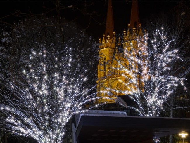 Lichtadvent vorm Dom © TVB St. Johann