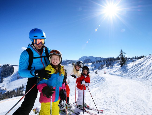 Skiurlaub für die ganze Familien in St.Johann-Alpendorf in Ski amadé © Alpendorf Bergbahnen AG